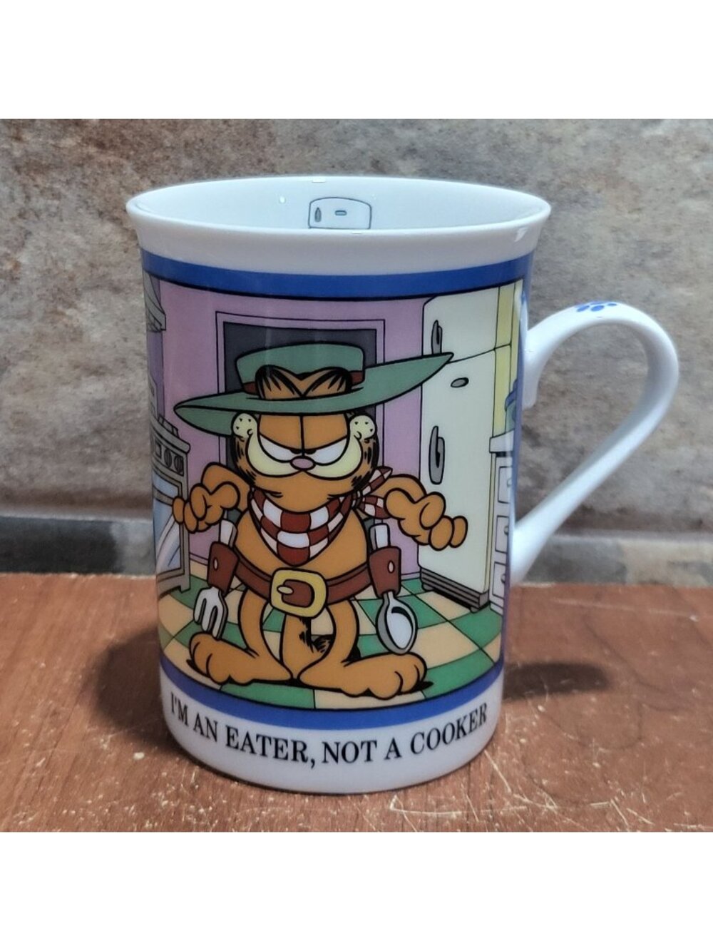 Garfield On The Hunt Porcelain Mug Danbury Mint Early Cat Gets The Snack